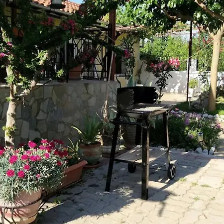 Panos And Chrisas House Casa vacanze *