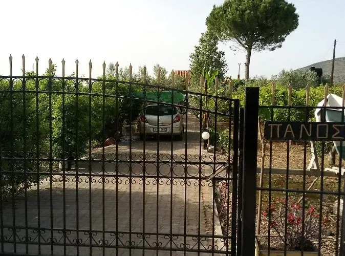 Panos And Chrisas House *