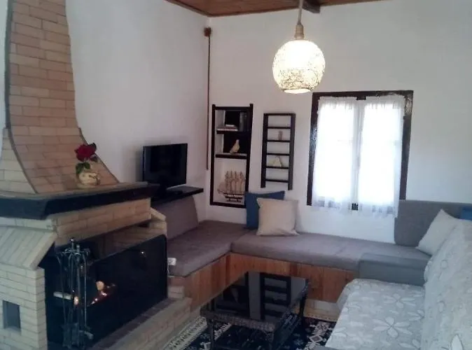 Panos And Chrisas House Casa de Férias *